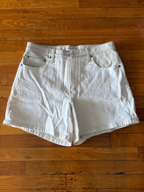 Abercrombie & Fitch Pants - Abercrombie & Fitch White High-Rise Denim Shorts